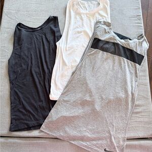 Nike Sleeveless Tank Tops Set